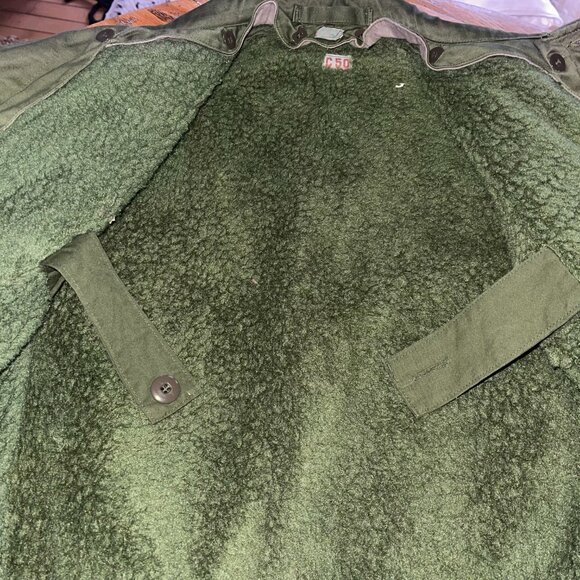 C50 Gorgeous vintage army coat /pit to pit-25/no flaws! removable wool fleece - Picture 9 of 10